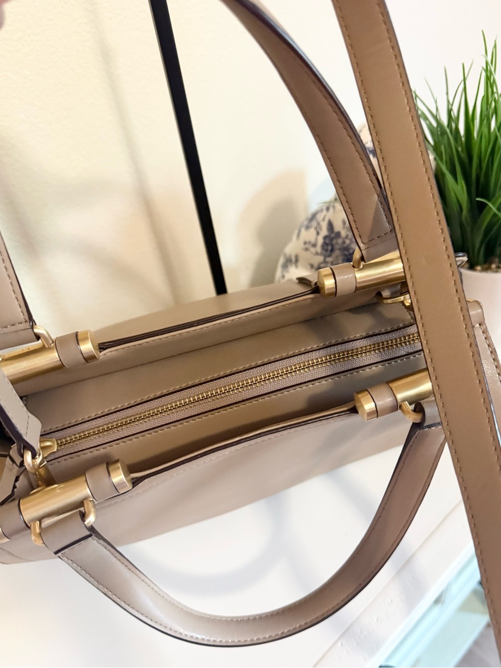 Donna Karan Hardware Leather Satchel - Picture 4 of 7